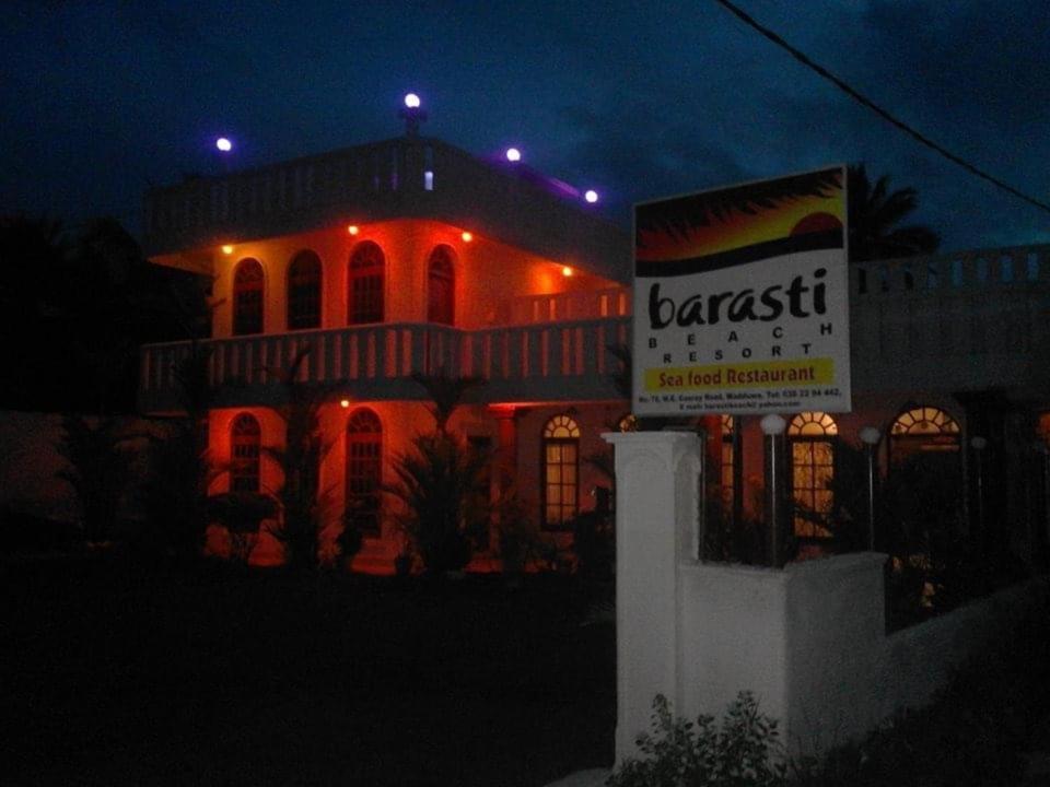 Oyo 459 Barasti Beach Resort Калутара Екстер'єр фото