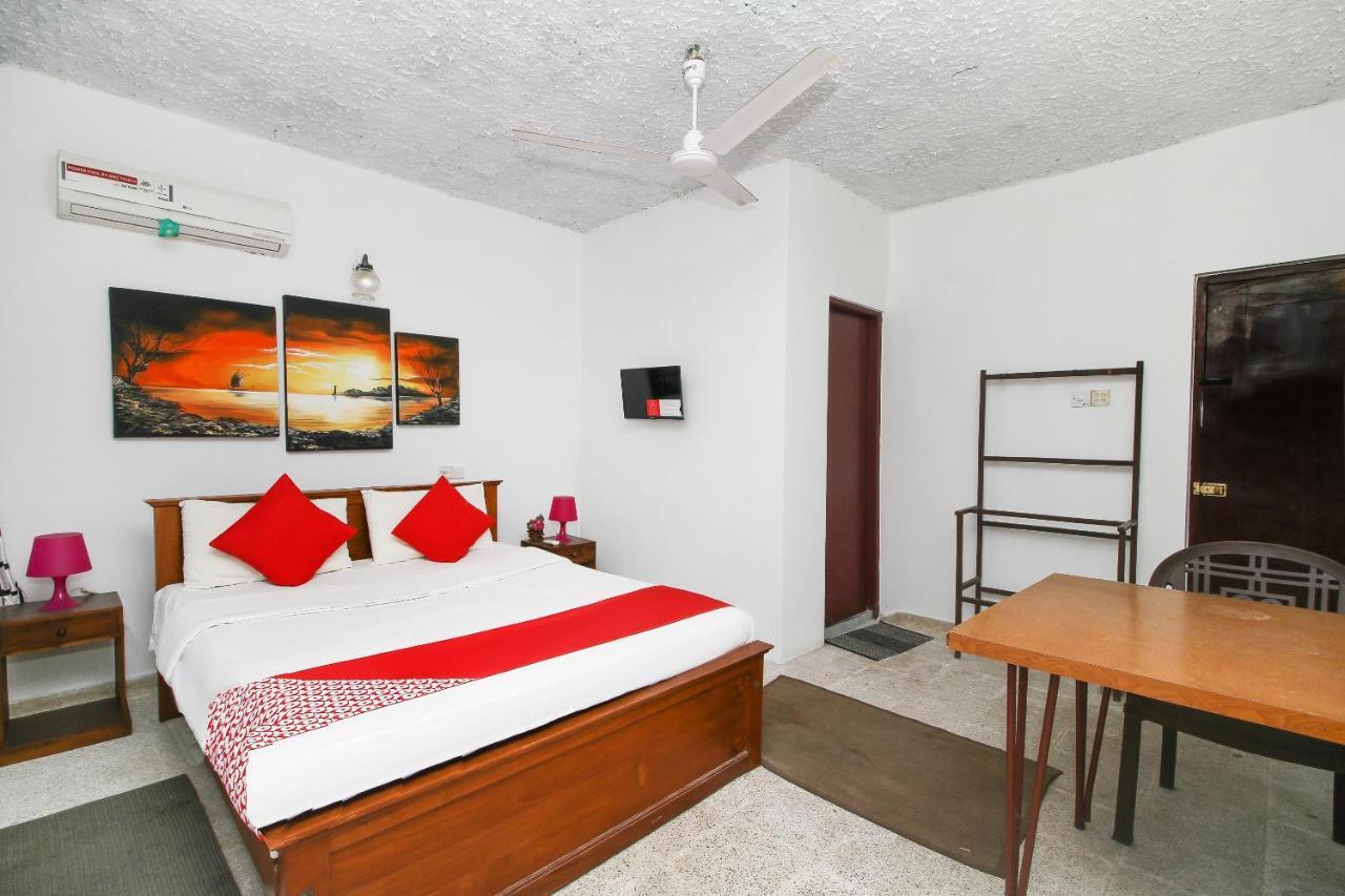 Oyo 459 Barasti Beach Resort Калутара Екстер'єр фото