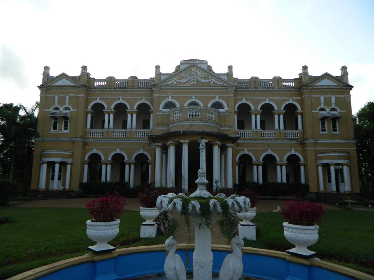 Oyo 459 Barasti Beach Resort Калутара Екстер'єр фото
